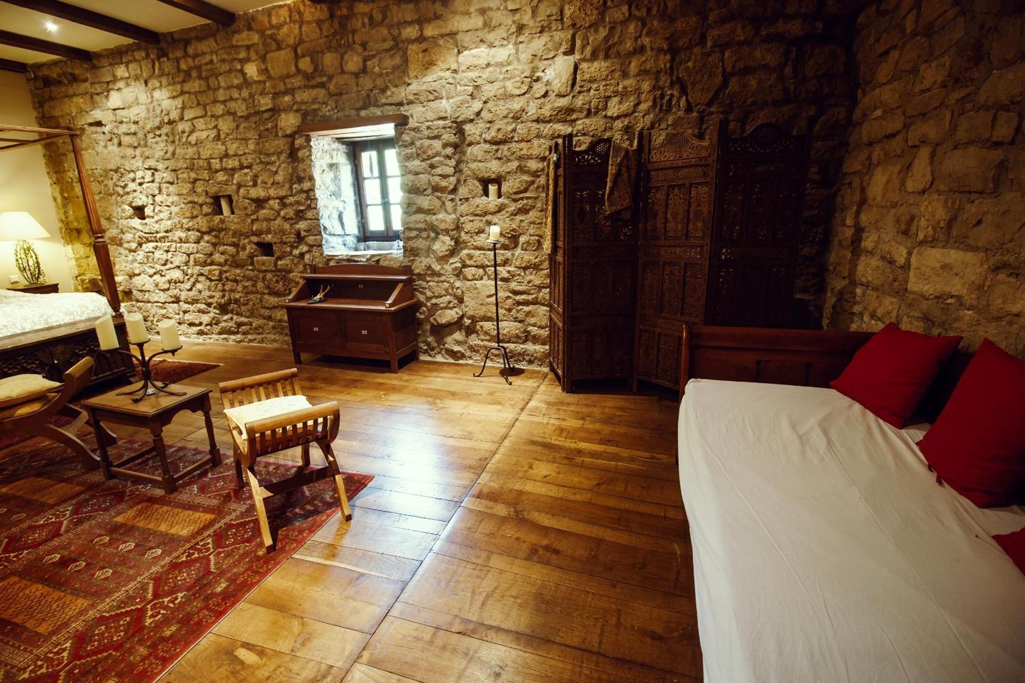Le Chateau De Sorgues Cornus Εξωτερικό φωτογραφία
